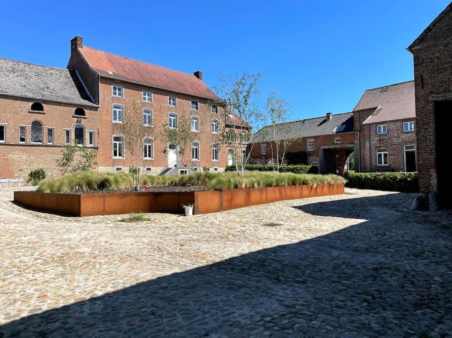 Le Cottage - Maison De 6 A 8 Personnes - La Ferme Du Try Frasnes-lez-Gosselies Exteriör bild